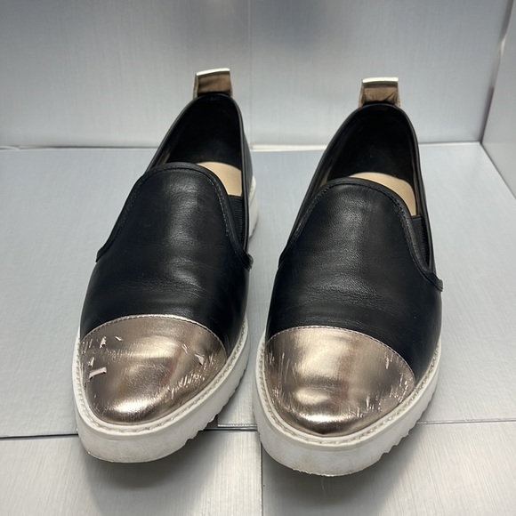 Gently used Karl Lagerfeld Paris Nappa Loafer Black/Gold 6.5 - Picture 3 of 8